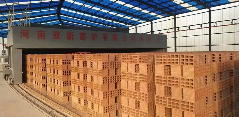 新疆庫(kù)車12.98m移動(dòng)式隧道窯