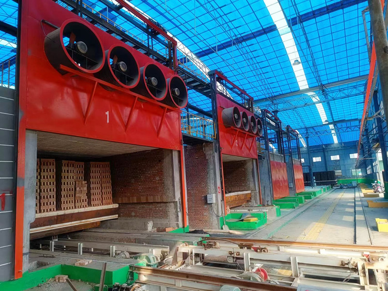 河南南陽(yáng)兩烘兩燒隧道窯